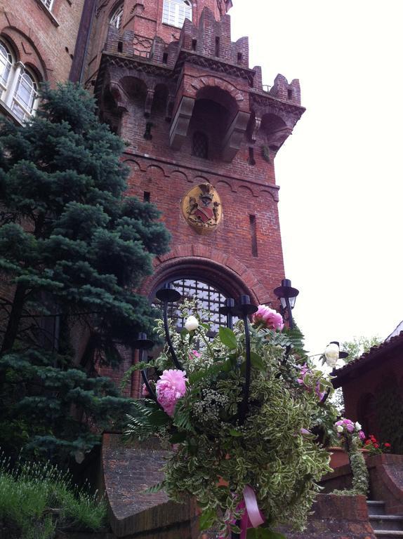Relais Del Castello Di Oviglio Hotel Buitenkant foto
